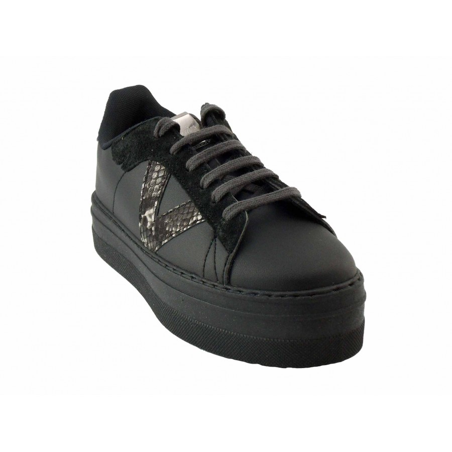Baskets-Victoria-092132-Noir