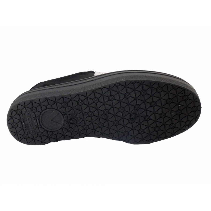 Baskets-Victoria-092131-Noir